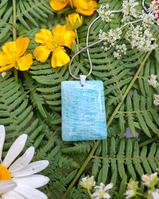 💙🌿 Amazonite – Liberté d’expression et paix du cœur