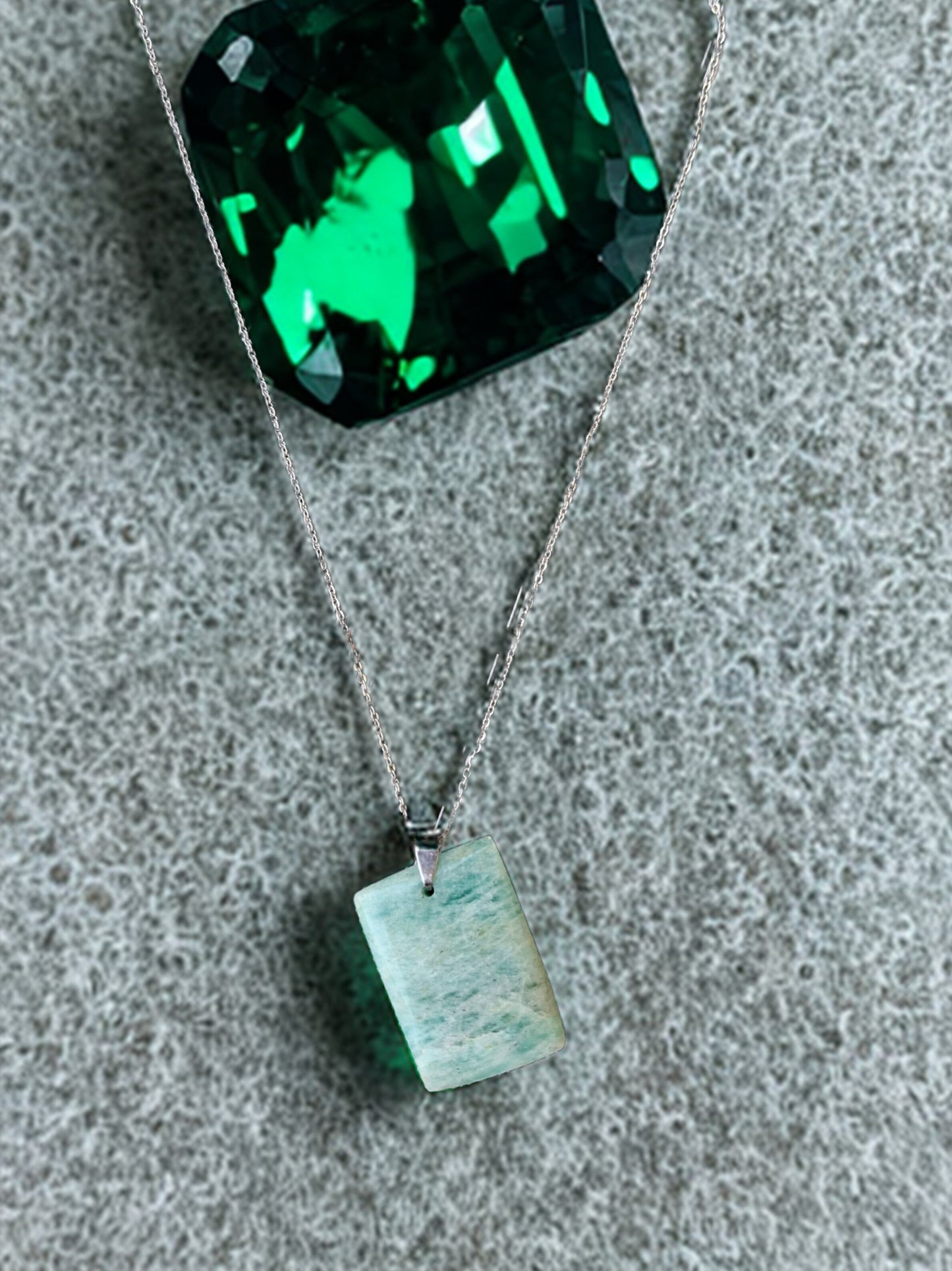 💙🌿 Amazonite – Liberté d’expression et paix du cœur