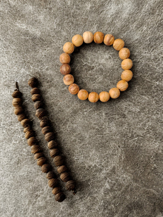 🌿🔥 Bracelet en perles de Palo Santo – Purification et ancrage sacré 10mm