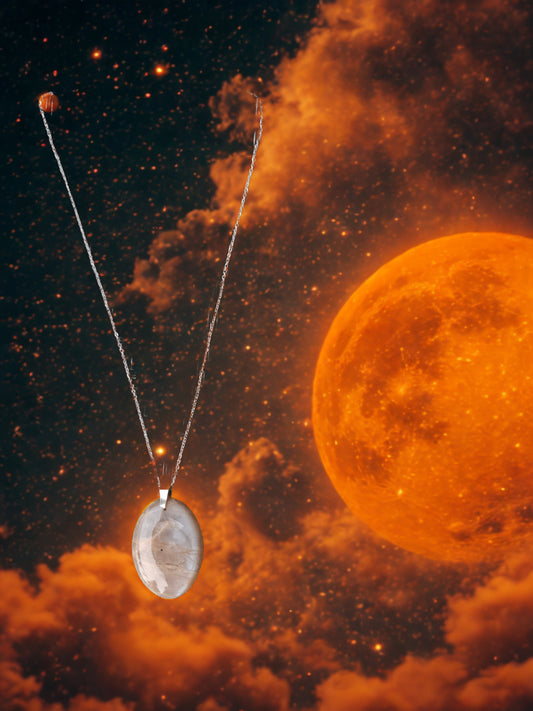 🌕🍊 Pierre de Lune Orange – Énergie féminine, créativité et fluidité